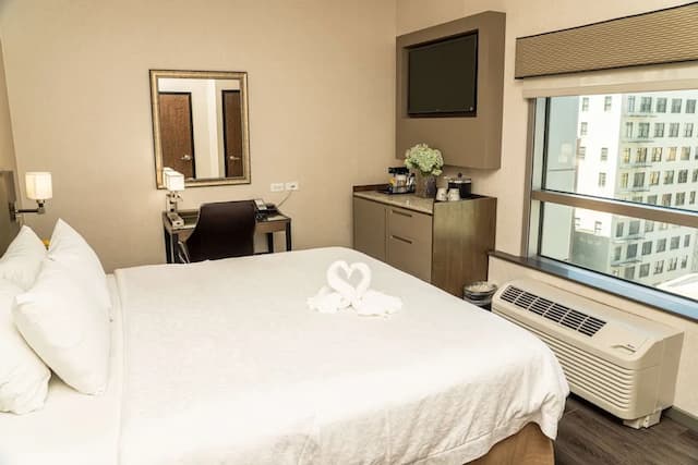 ハンプトン イン サンフランシスコ ダウンタウン / コンベンション センター-ルーム キングベッド 1 台 冷蔵庫 シティビュー-10