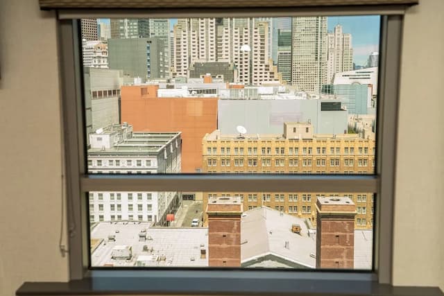 ハンプトン イン サンフランシスコ ダウンタウン / コンベンション センター-ルーム キングベッド 1 台 冷蔵庫-7