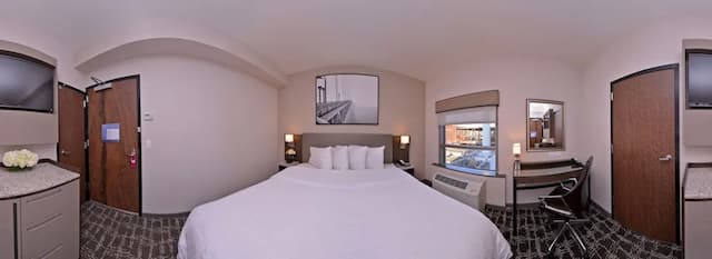 ハンプトン イン サンフランシスコ ダウンタウン / コンベンション センター-ルーム キングベッド 1 台 バリアフリー (Mobility & Hearing)-2