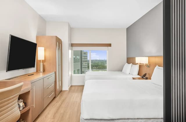 Hyatt Place Houston Medical Center-Room, Multiple Beds (High Floor)-2
