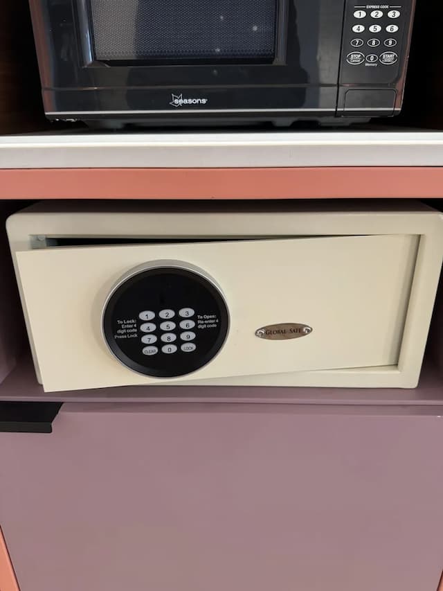 디 애들러 어 헐리우드 힐스 호텔-베이직 더블룸-12