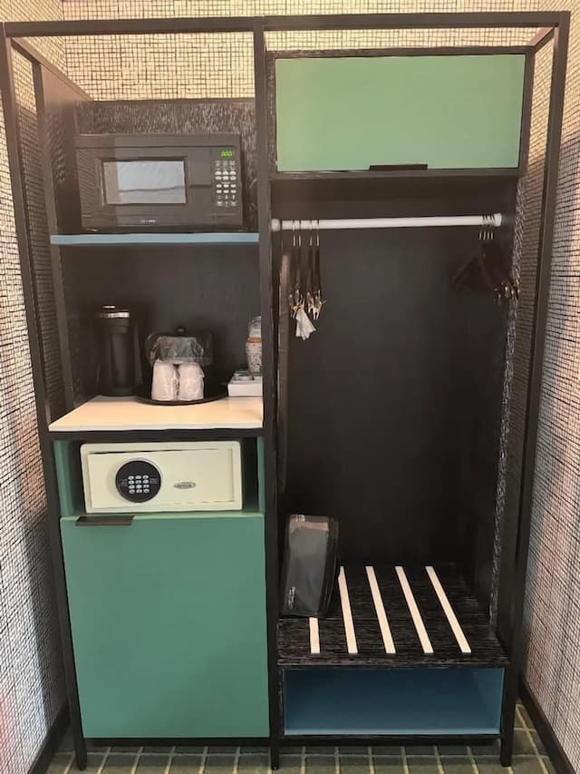 디 애들러 어 헐리우드 힐스 호텔-디자인 싱글룸-7