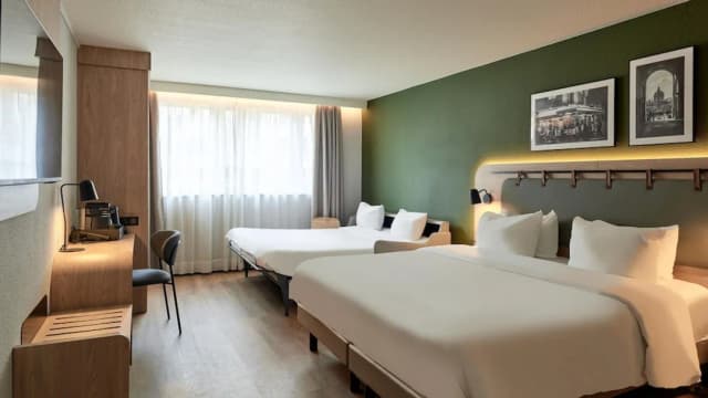 Campanile Prime Paris 19 - La Villette-标准房, 多张床 (1 Queen Bed 1 Modular Bed for 2 adult)-19