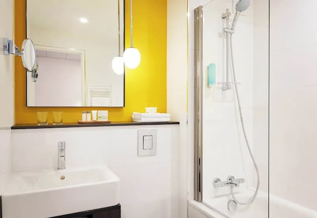 B&B HOTEL Paris 17 Batignolles-舒适双床房-6