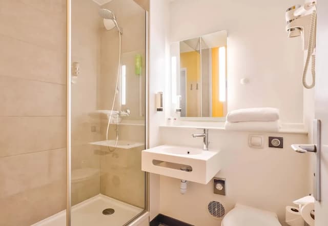 B&B HOTEL Paris 17 Batignolles-舒适双床房-7