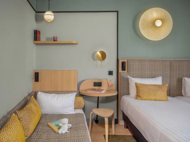 오텔 루이종-이그제큐티브 트리플룸 (Twin)-2