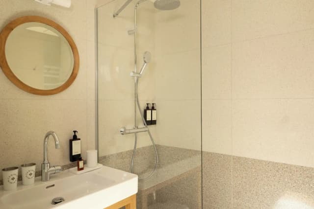 호텔 카시미르-디럭스룸-4