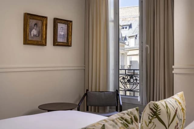 호텔 드 방빌-클래식룸-7