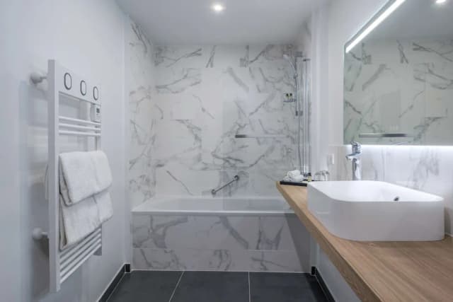 호텔 카미유 파리 가르 드 리옹, 태피스트리 컬렉션 바이 힐튼-주니어 스위트, 킹사이즈침대 1개-8