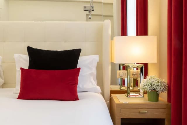 호텔 카미유 파리 가르 드 리옹, 태피스트리 컬렉션 바이 힐튼-룸, 킹사이즈침대 1개, 발코니-4