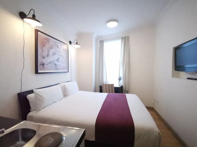 The Royale Chulan Hyde Park-Standard Double Room-15