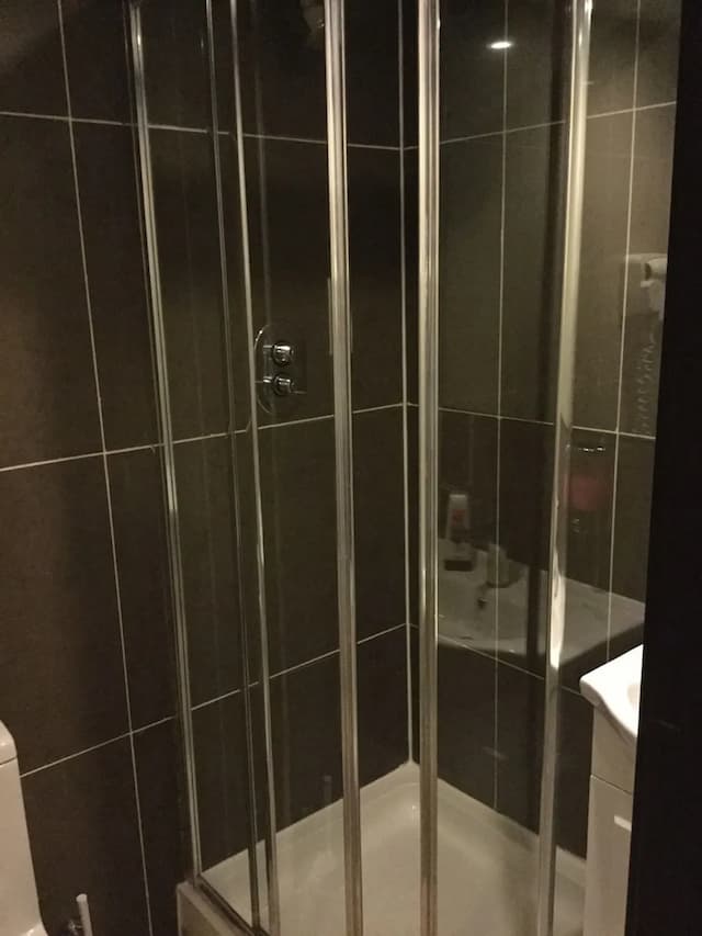 The Royale Chulan Hyde Park-Economy Double Room (Basement or Ground Floor)-22