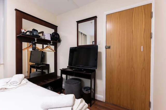Belmont Hotel-Double Room, Ensuite-6