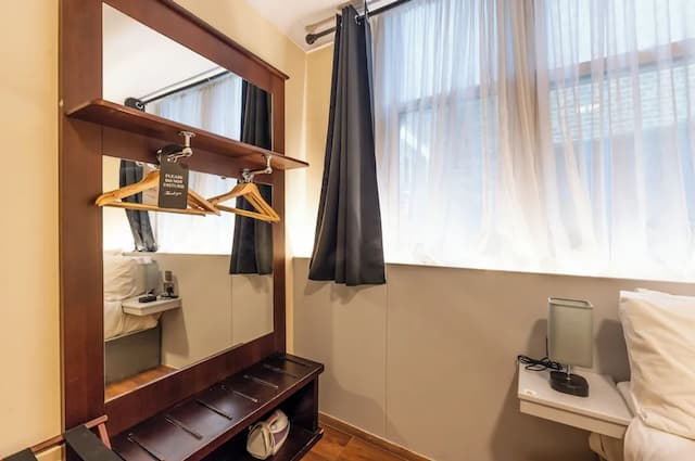 Belmont Hotel-Double Room, Ensuite-8