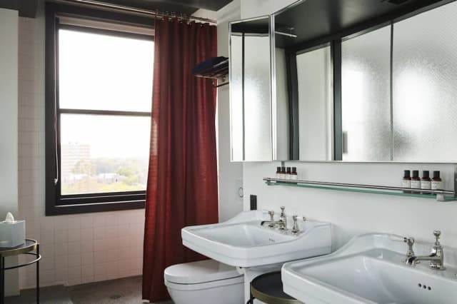 The Robey, Chicago, a Member of Design Hotels-Room, 1 King Bed, Corner-8