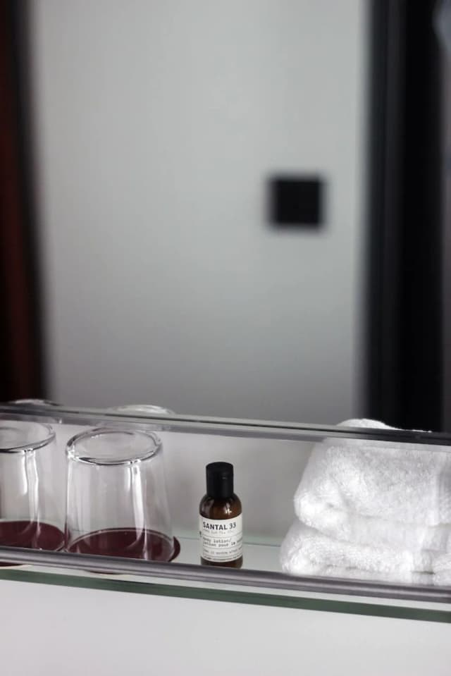 The Robey, Chicago, a Member of Design Hotels-Standard Room, 1 King Bed, Accessible-6