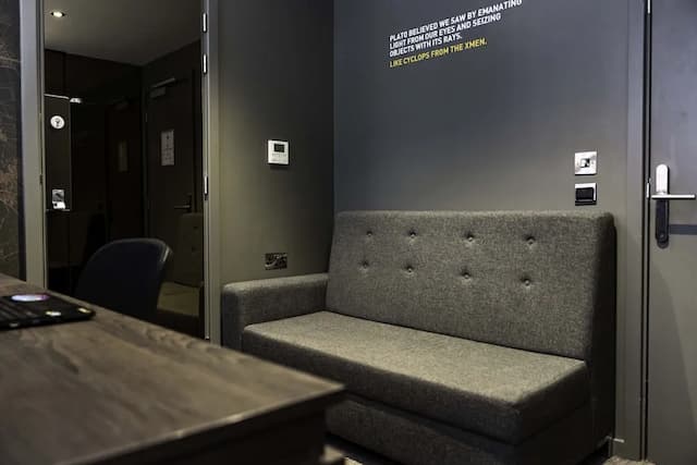 Heeton Concept Hotel - Luma Hammersmith-Deluxe Room, 1 Double Bed with Sofa bed-4