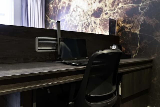 Heeton Concept Hotel - Luma Hammersmith-Deluxe Room, 1 Double Bed with Sofa bed-3