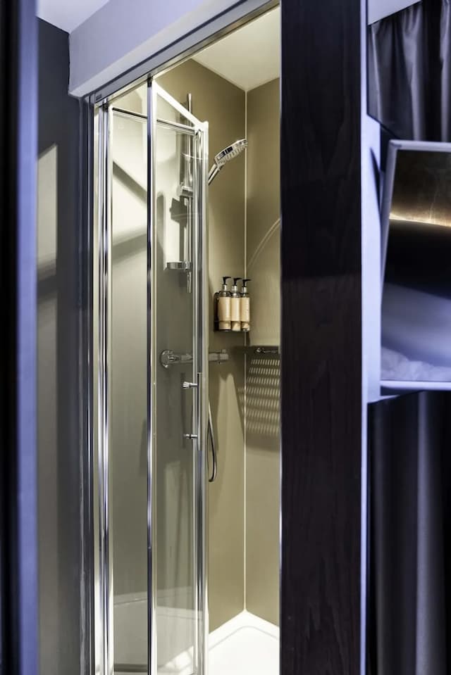 Heeton Concept Hotel - Luma Hammersmith-Deluxe Room, 1 Double Bed with Sofa bed-12