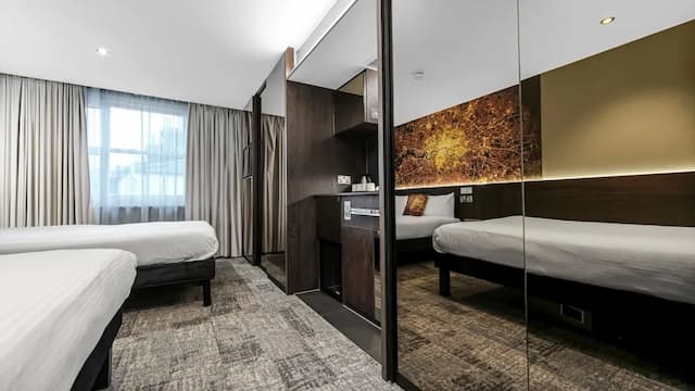 Heeton Concept Hotel - Luma Hammersmith-Standard Double or Twin Room-7