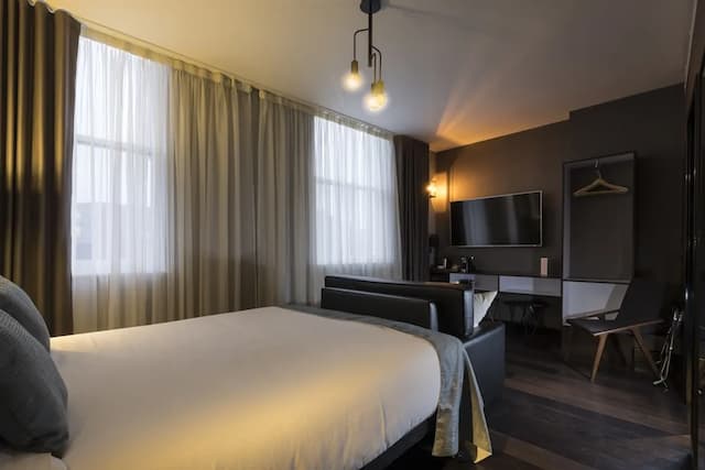 Camden Enterprise Hotel & Pub-Superior Studio, 1 Queen Bed with Sofa bed-2