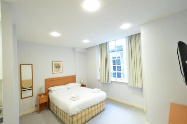 Amber Residence Hotel-Studio, Ensuite (Double Lower Floor)-23