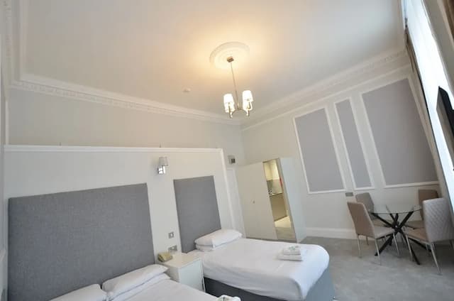 Amber Residence Hotel-Family Studio, Ensuite (-Air-condition)-2