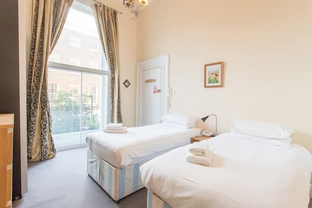 Amber Residence Hotel-Standard Studio, Ensuite (Twin Upper Floor)-2