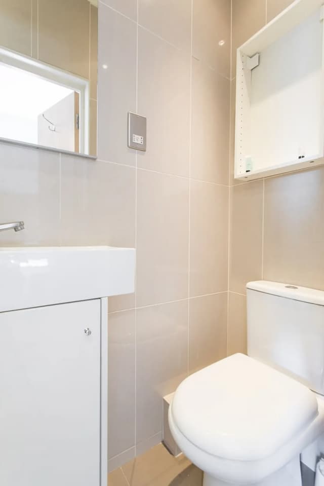 Amber Residence Hotel-Standard Studio, Ensuite (Twin Upper Floor)-10