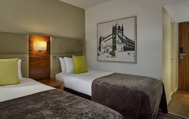 더 타워 호텔, 바이 시슬-이그제큐티브 트윈룸-2