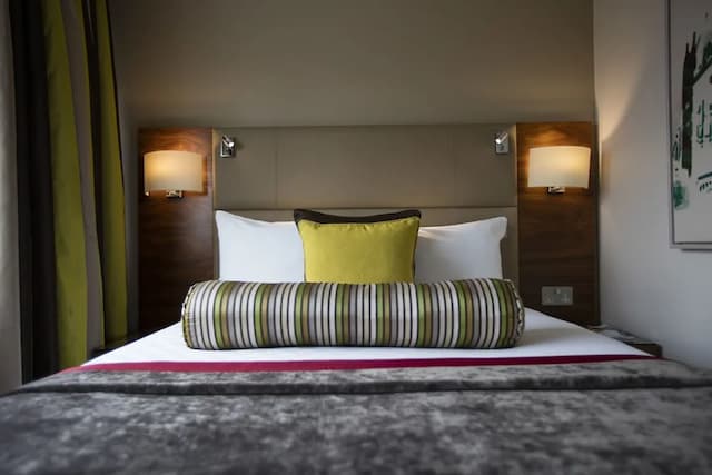 더 타워 호텔, 바이 시슬-더블룸-3