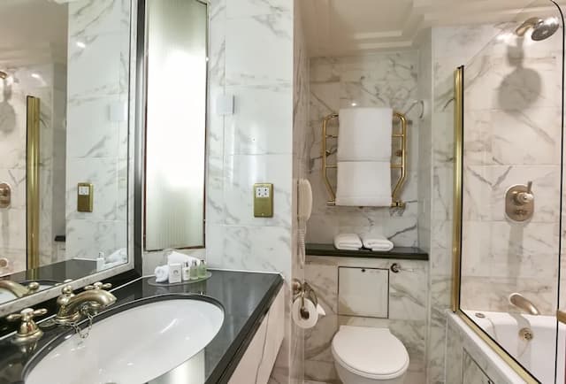 더 타워 호텔, 바이 시슬-스위트, 더블침대 1개-11