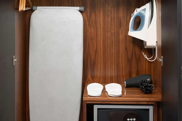 힐튼 런던 올림피아-프리미엄룸, 킹사이즈침대 1개-3