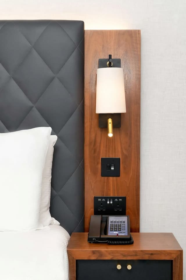 힐튼 런던 올림피아-프리미엄룸, 더블침대 1개-10