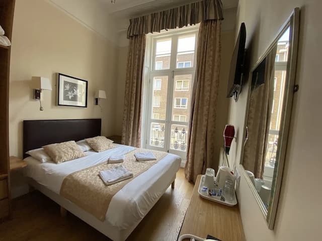 Belvedere Hotel-Double Room-1