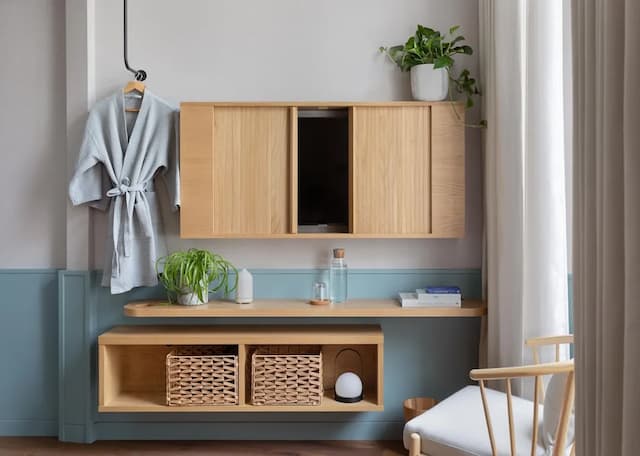 Inhabit Queen's Gardens, a Member of Design Hotels-Roomy-1