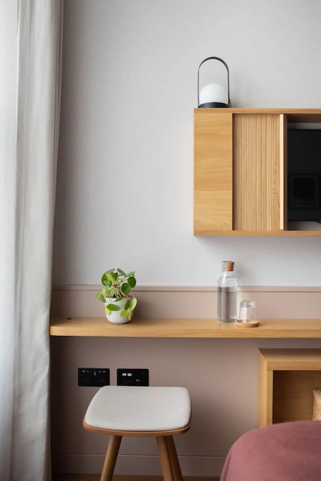 Inhabit Queen's Gardens, a Member of Design Hotels-Cosy-4