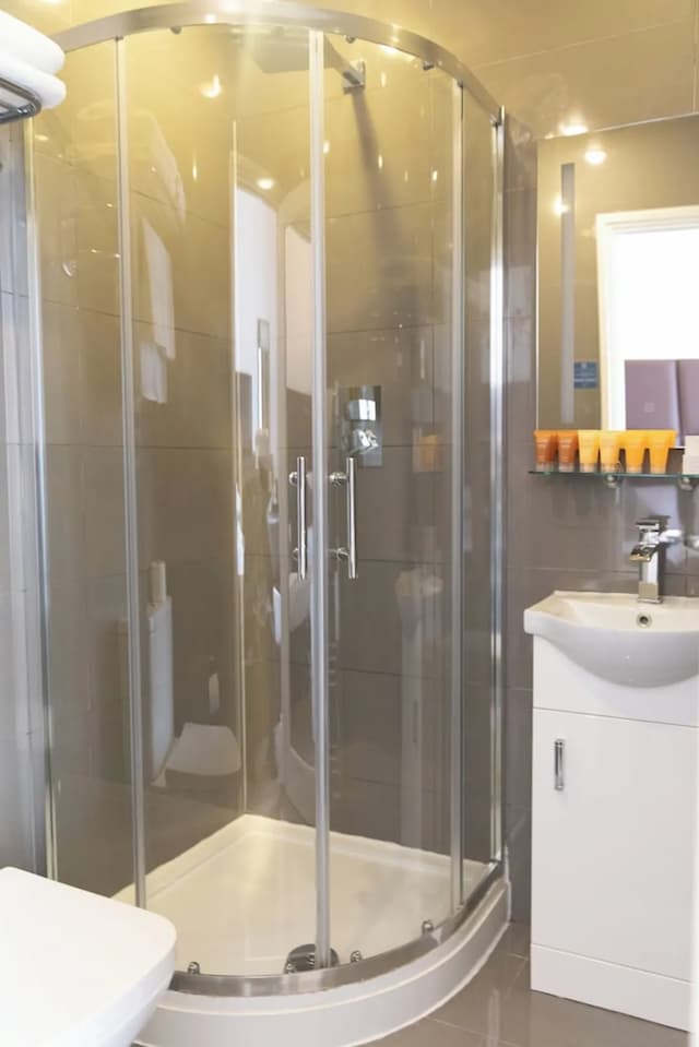 Duke of Leinster-Twin Room-8