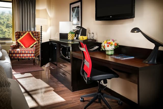 Staypineapple, The Maxwell Hotel, Seattle Center Seattle-Junior Suite (Maxwell Ensemble)-3