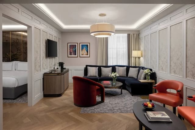 The Biltmore Mayfair-Family Suite (Biltmore)-1