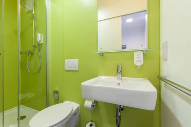 Mk Hotel London-Queen Room-9