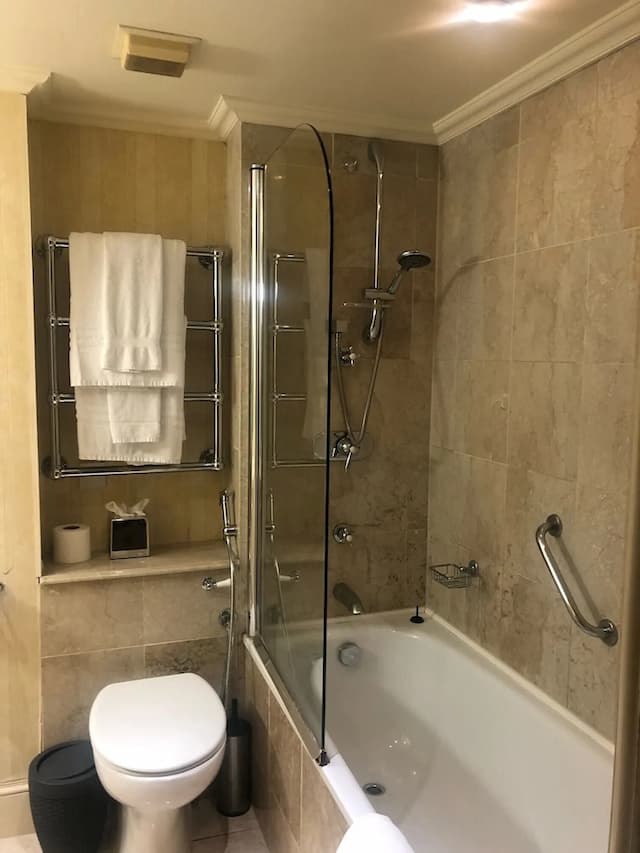 더 레오나드 호텔-클래식 더블룸-2