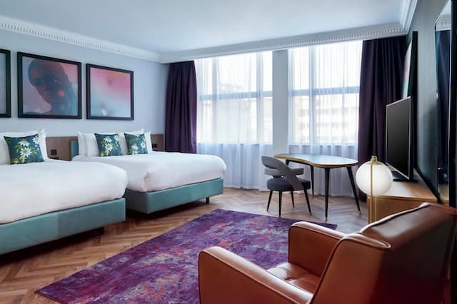 NYX Hotel London Holborn by Leonardo Hotels-Designer Executive Room with 2 King Beds-3