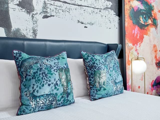 NYX Hotel London Holborn by Leonardo Hotels-Junior Studio Suite-2