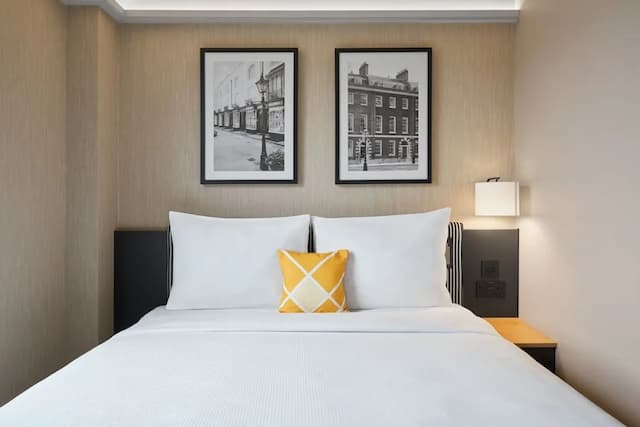 Four Points Flex by Sheraton London Euston-Room, 1 Double Bed (Compact 10sqm)-6