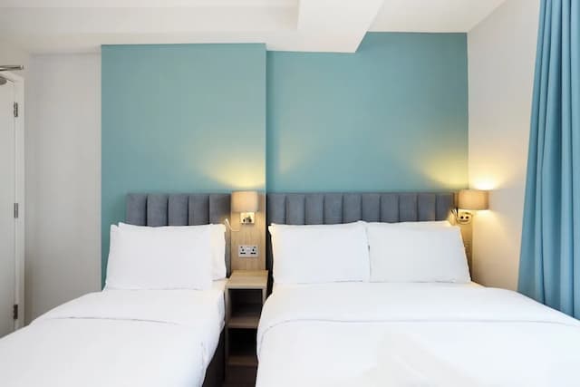 프린스 윌리엄 호텔-트리플룸-2