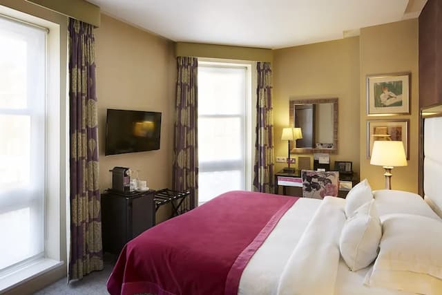 The Mandeville Hotel-Superior Room, 1 Queen Bed (Plus)-2