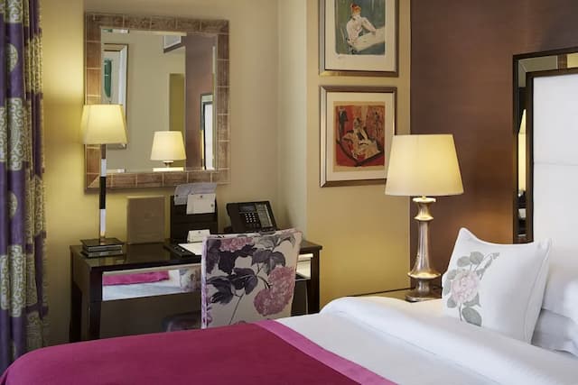 The Mandeville Hotel-Superior Room, 1 Queen Bed (Plus)-3