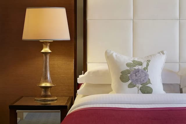 The Mandeville Hotel-Tiny Single-1