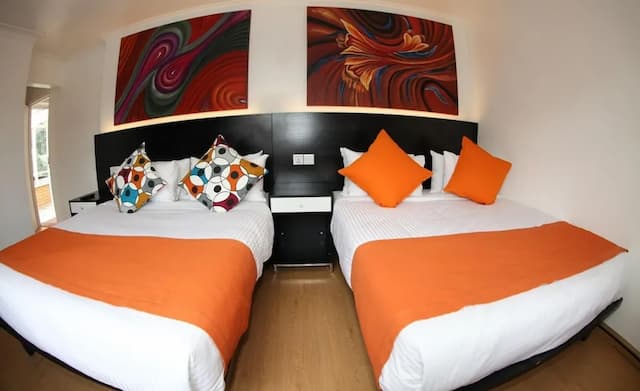 Heathrow Inn-Basic Twin Room, Ensuite (twin room for 2 persons)-3